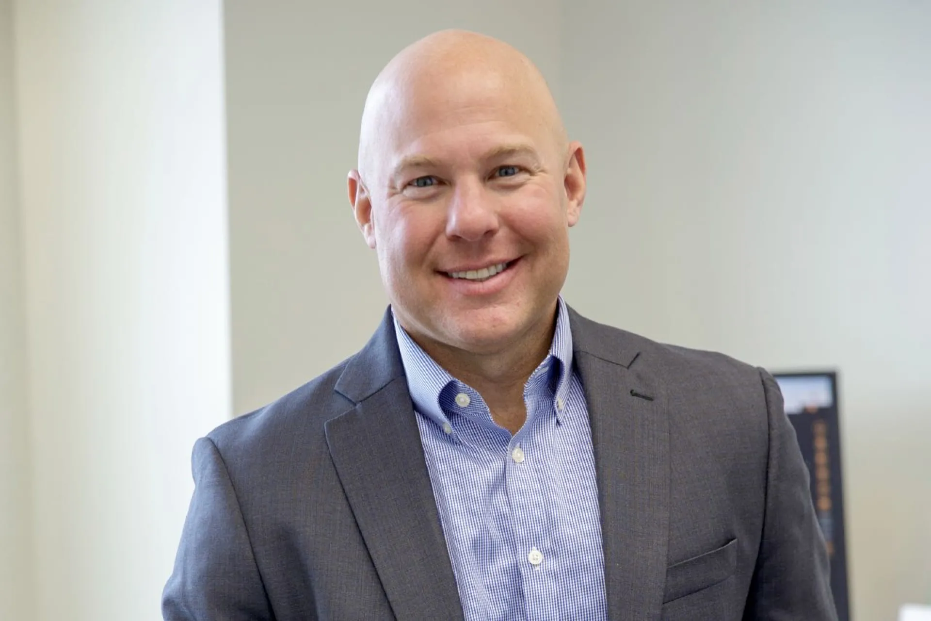 Portrait of Dr Scott Dudley