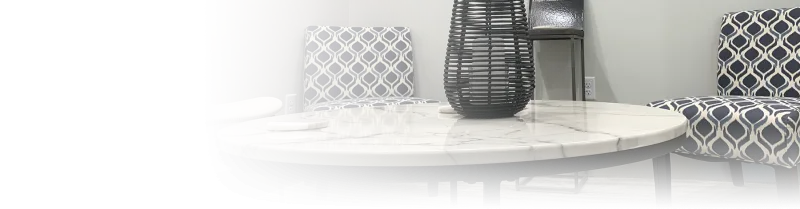 A table and chairs in the Broomfield waiting room